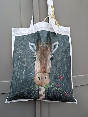 Giraffe tote bag, Olive